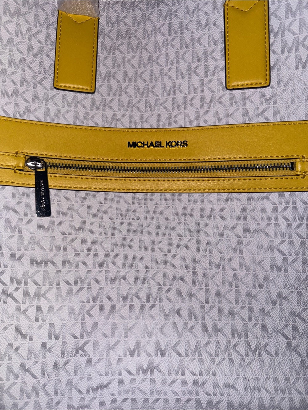 NWT Michael Kors White and Yellow Logo Tote - Picture 2 of 5